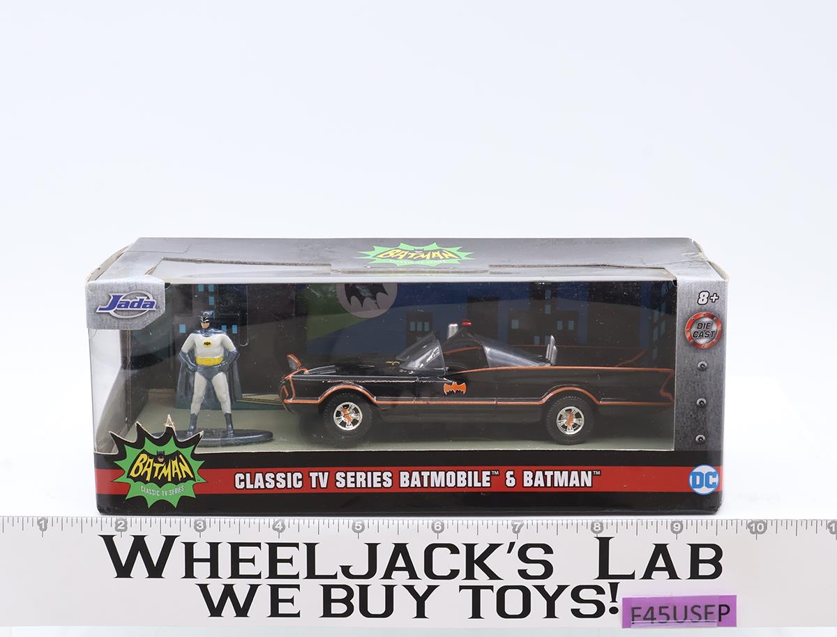 Classic TV Series Batmobile & Batman Die-Cast DC Comics Jada 1/32 NEW SEALED