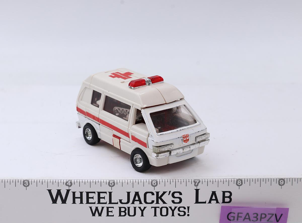 Ratchet 100% Complete 1984 Vintage Hasbro G1 Transformers Action Figure