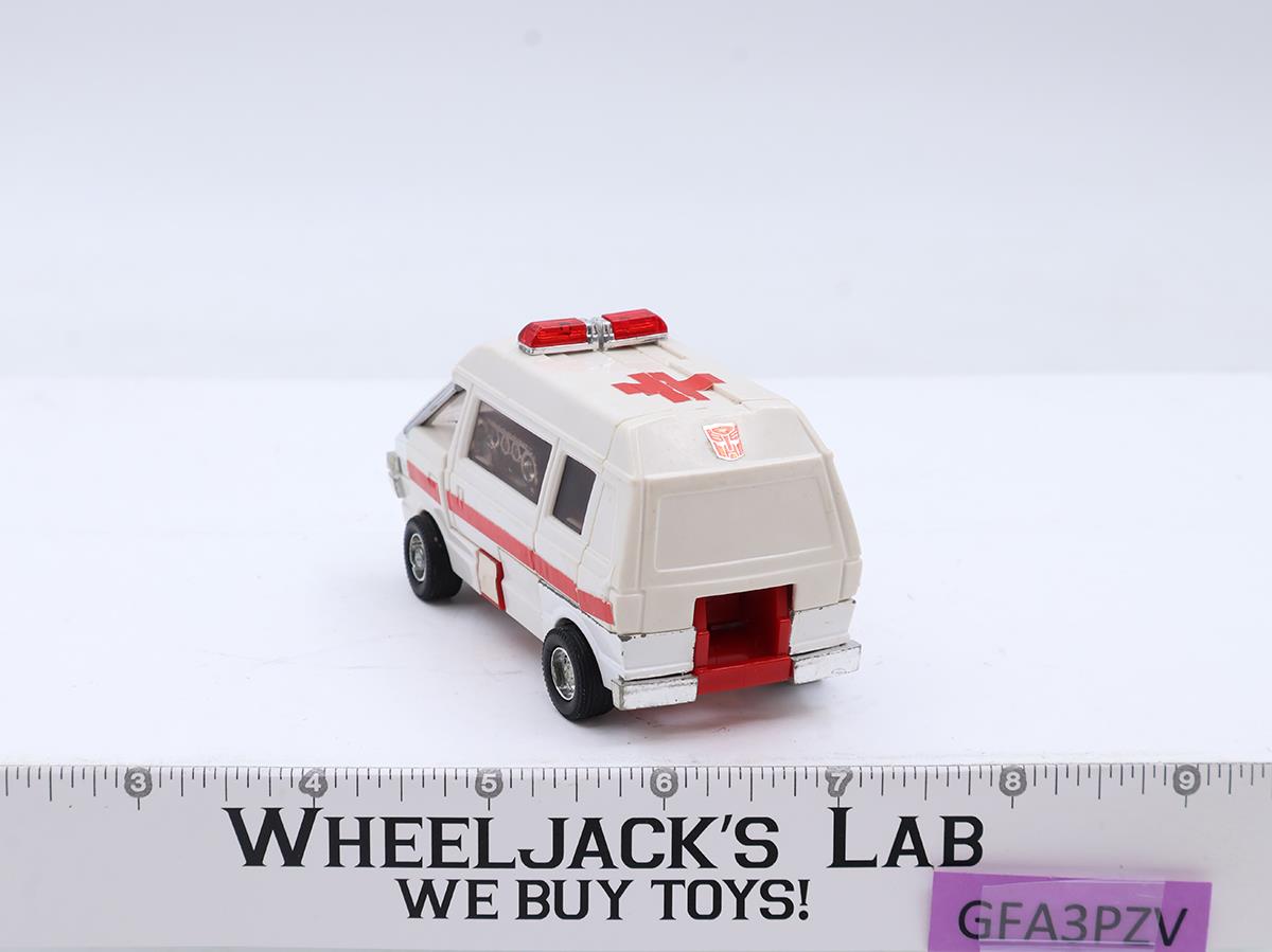 Ratchet 100% Complete 1984 Vintage Hasbro G1 Transformers Action Figure