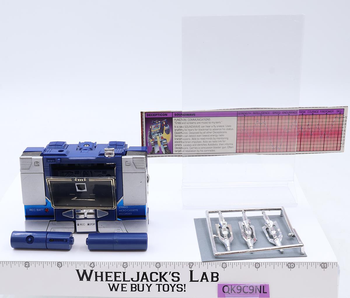 Soundwave 100% Complete 1985 Vintage G1 Transformers Action Figure