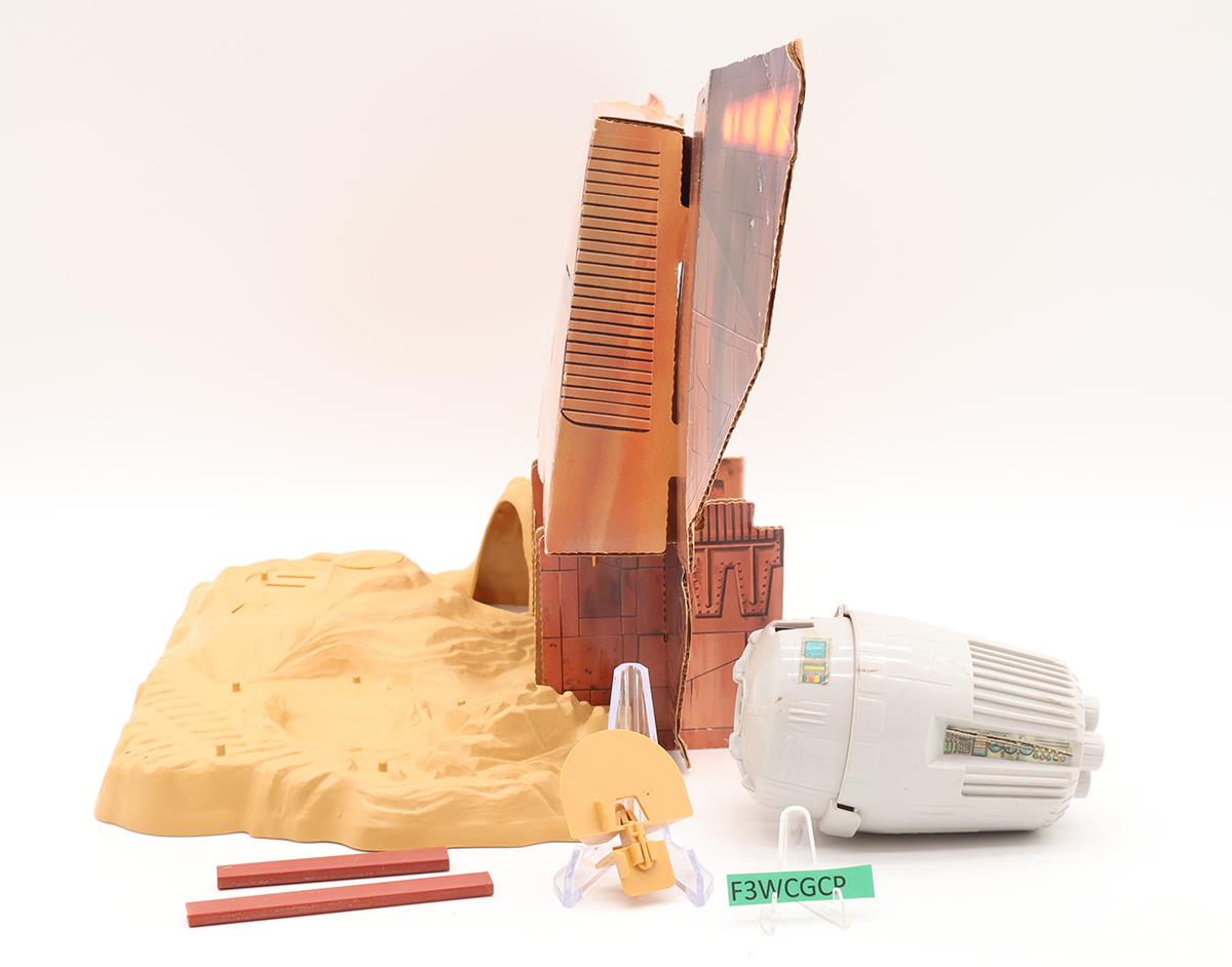 Land of the Jawas 100% Complete W/Box Star Wars 1977 Kenner Action Playset