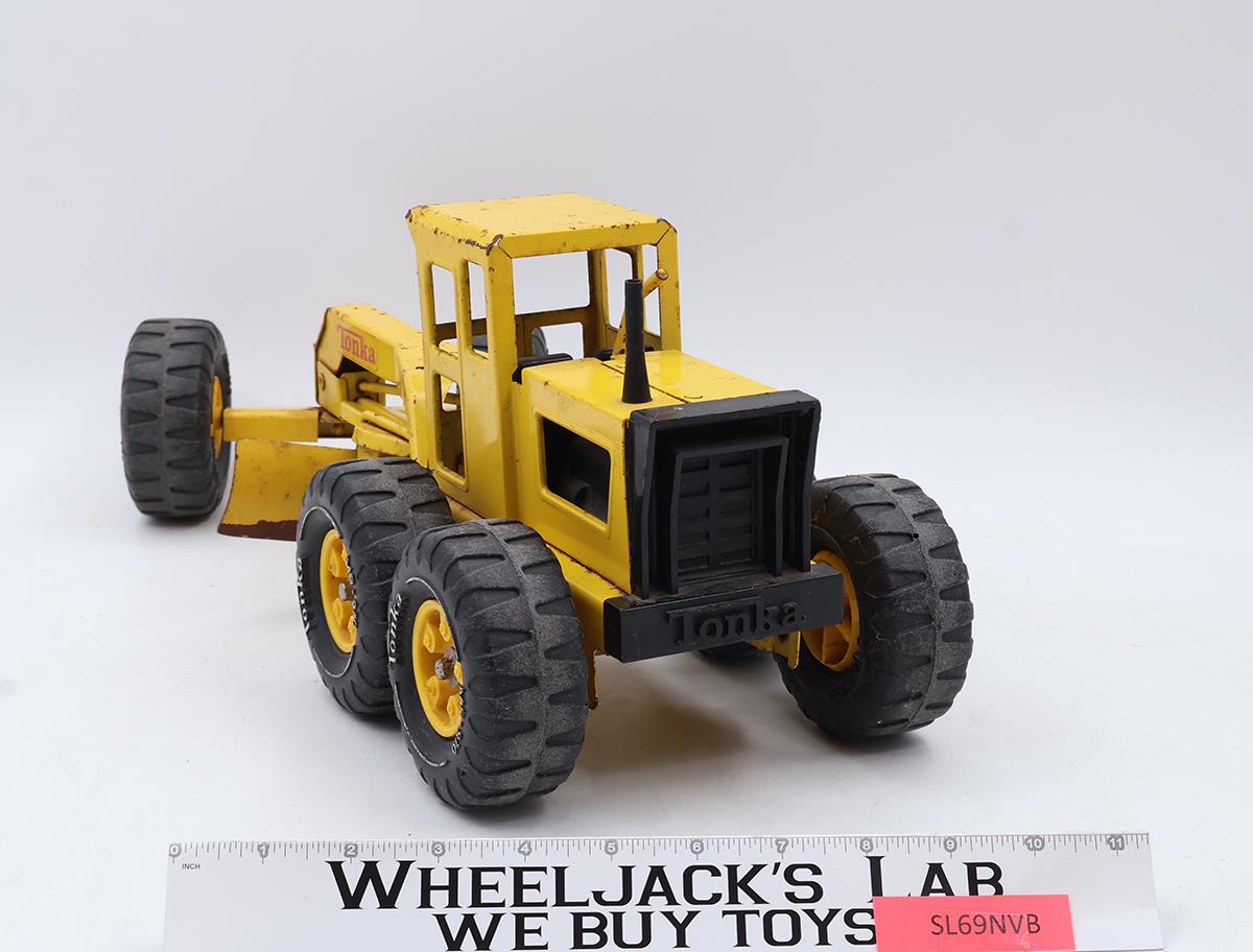 Tonka MR-970 Road Grader #16210 Yellow Pressed Metal Steel 1970s Vintage Vehicle