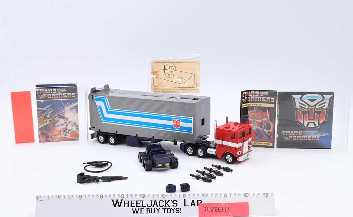 Optimus Prime W/BOX & INSERT 100% Complete 1984 Vintage G1 Transformers Figure