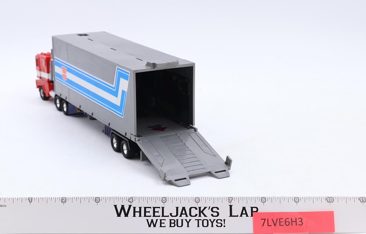 Optimus Prime W/BOX & INSERT 100% Complete 1984 Vintage G1 Transformers Figure