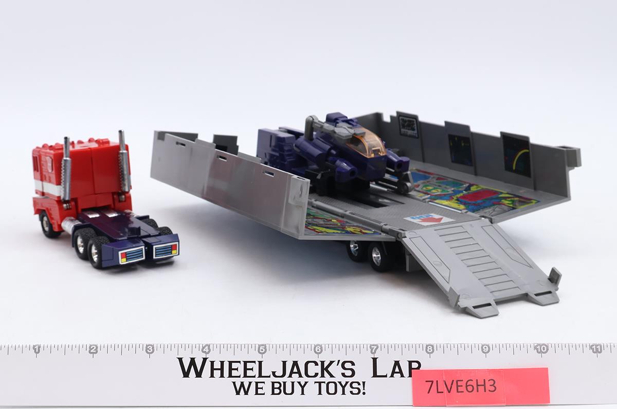 Optimus Prime W/BOX & INSERT 100% Complete 1984 Vintage G1 Transformers Figure