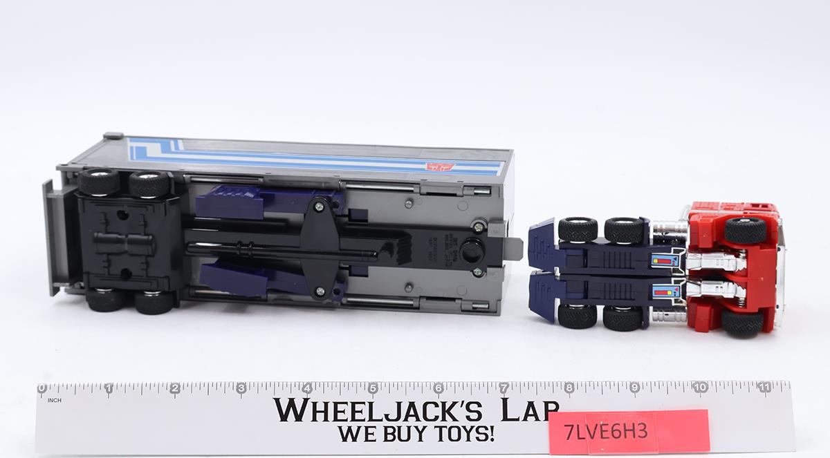 Optimus Prime W/BOX & INSERT 100% Complete 1984 Vintage G1 Transformers Figure