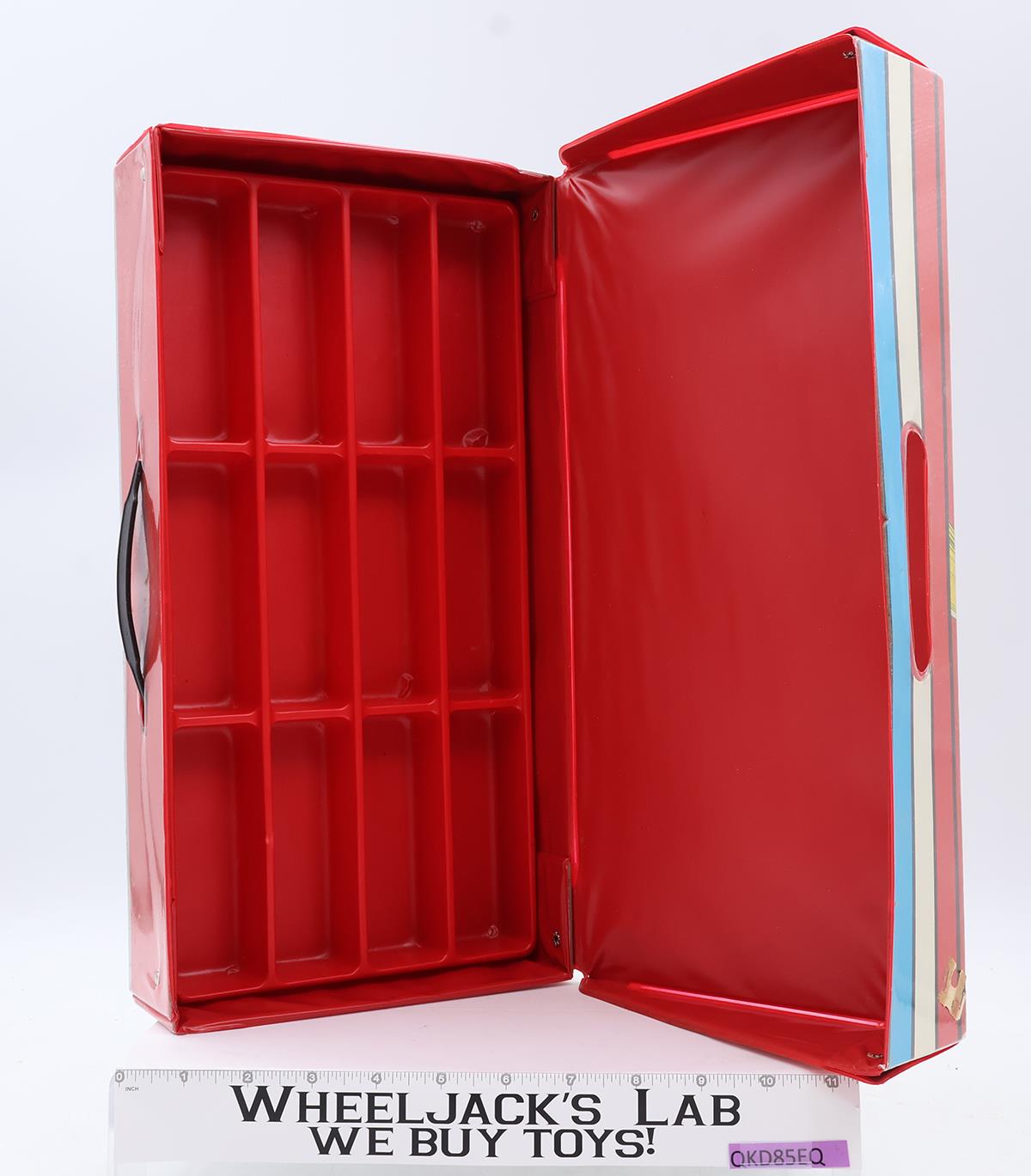 GI Joe Collectors Case 24 Action Figures W/ TRAYS 1984 Tara Toy Accessory