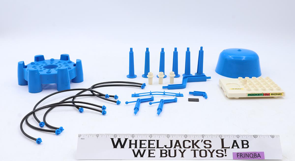 Bionic Transport & Repair Station Six Million Dollar Man 1975 Kenner Capsule