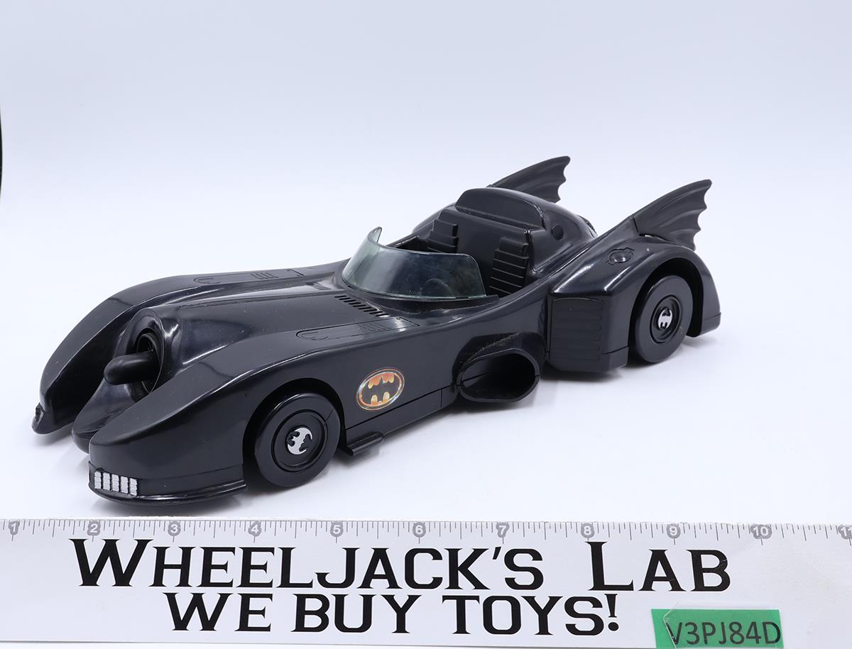 Batmobile DC Comics Batman 1989 ToyBiz Action Figure Vehicle Vintage