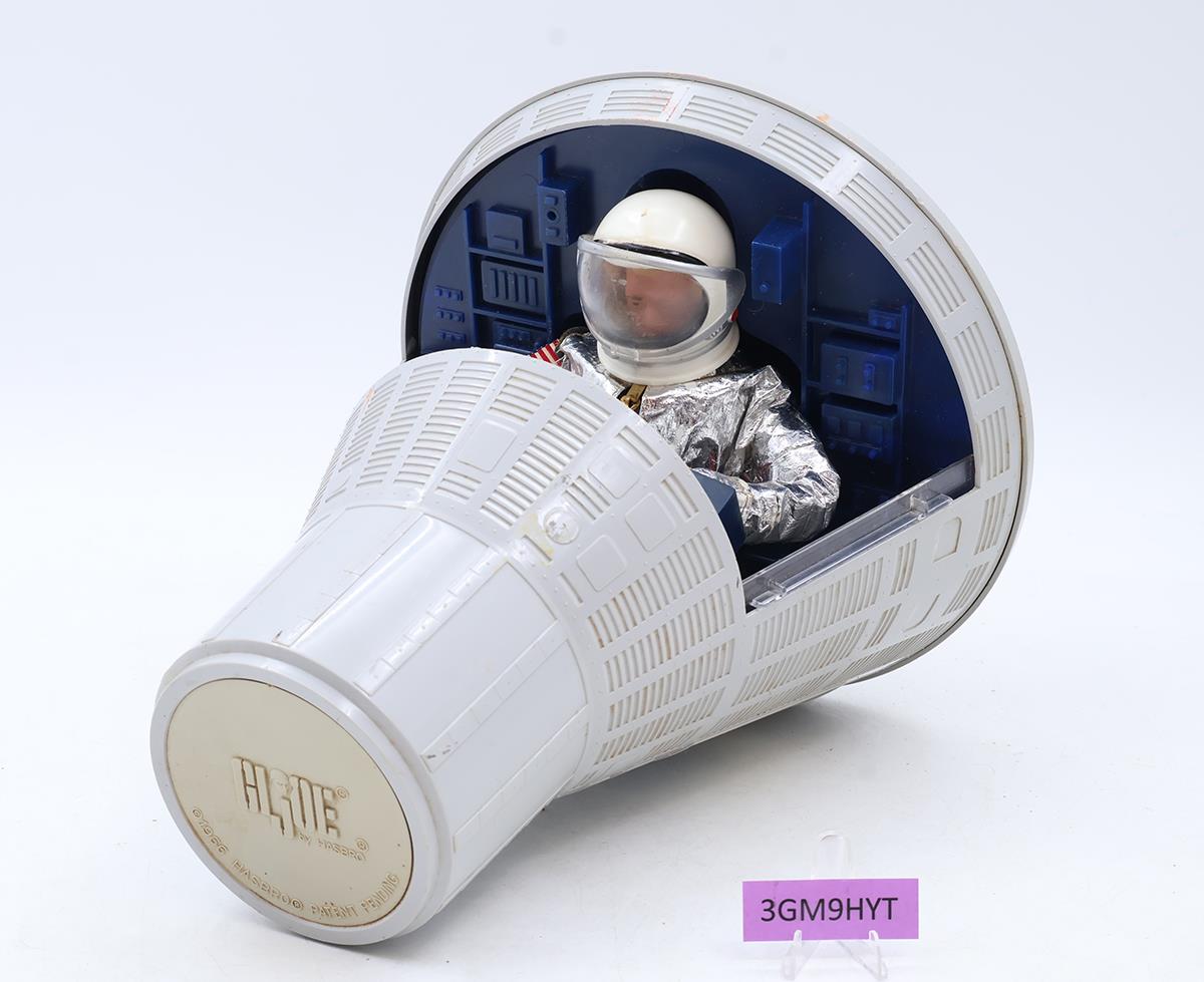 Space Capsule W/ Astronaut Suit & Helmet 12" G.I. Joe Vehicle Hasbro 1966