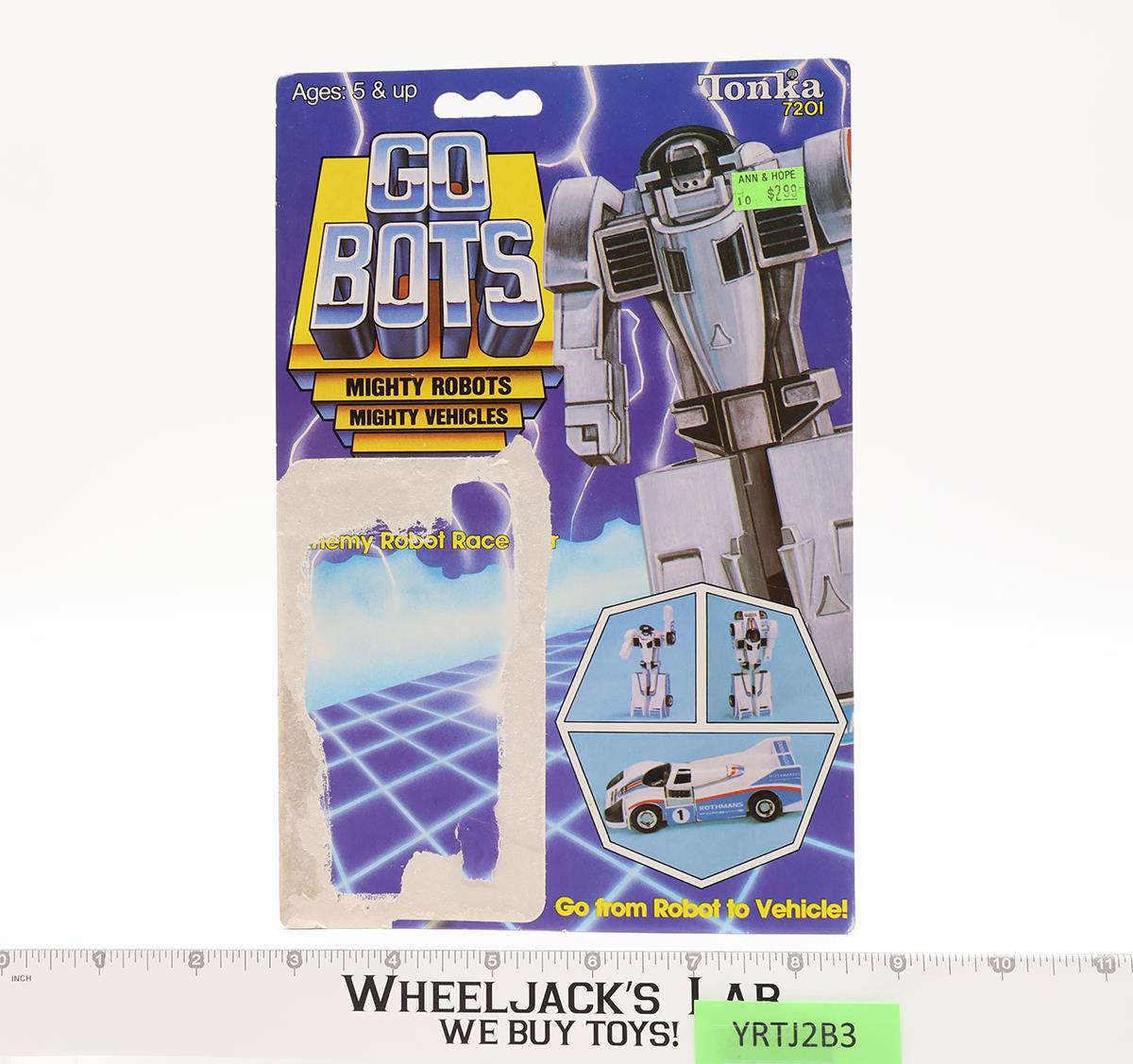 Crasher WHITE W/Cardback COMPLETE Mighty Robots 1983 Tonka Gobots Vintage