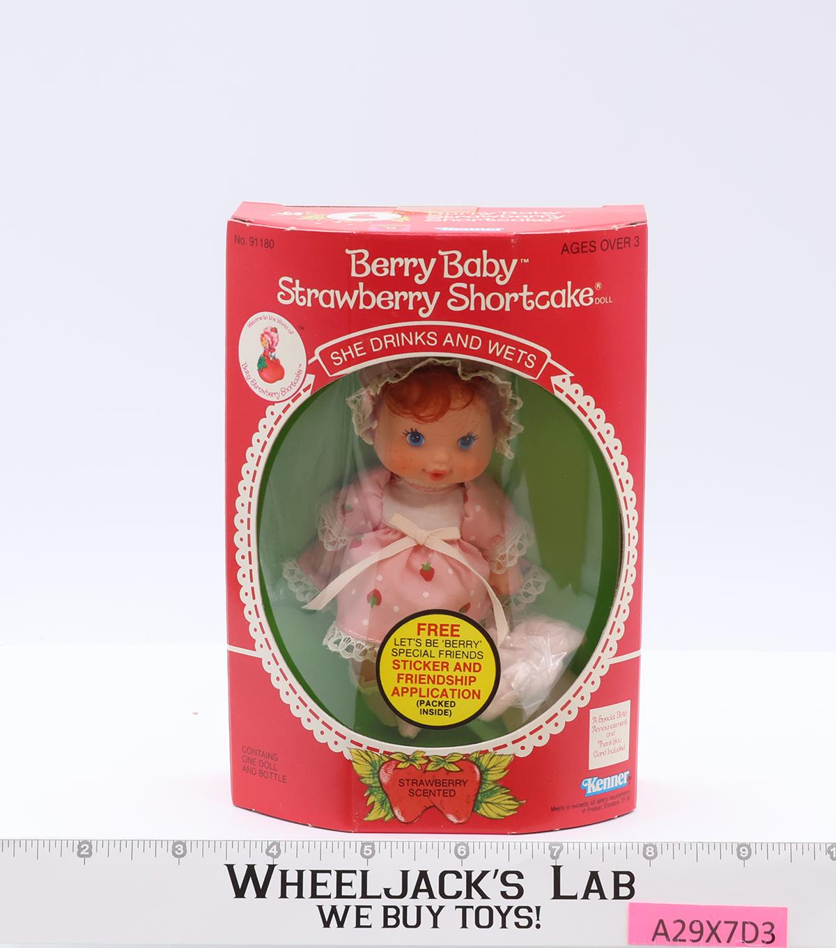 Berry Baby Strawberry Shortcake Drinks Wets 1984 Kenner Vintage Doll NEW MISB