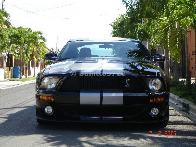 2005 Ford mustang brochure pdf #9