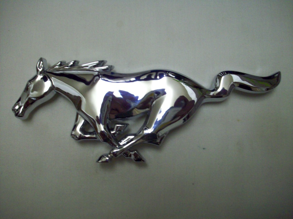 Gold plated running pony grill emblem for ford mustang #2