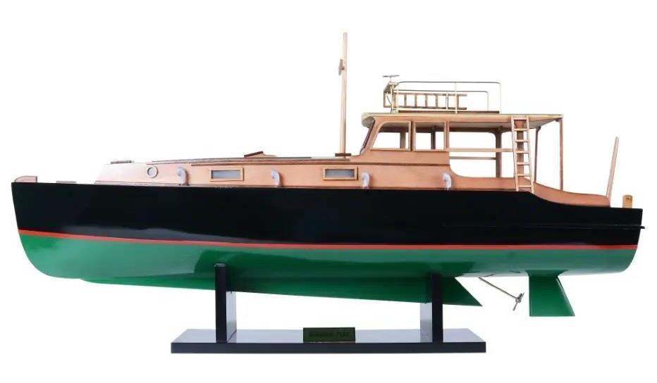 Ernest Hemingway's Pilar Fishing Boat Wooden Model 27.5