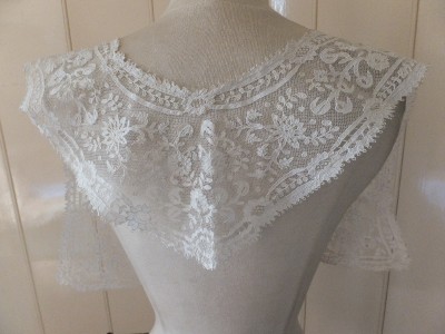 19th C Victorian ? antique lace Fichu, collar Carickmacross & other? 3 ...