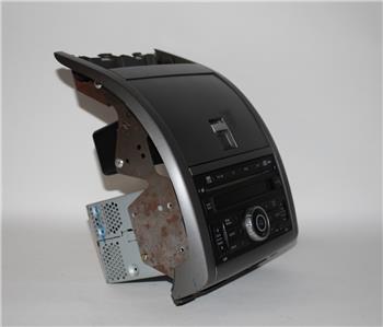 【さらページ】ジニレット 2010-2012 NISSAN SENTRA RADIO STEREO SINGLE DISC CD PLAYER