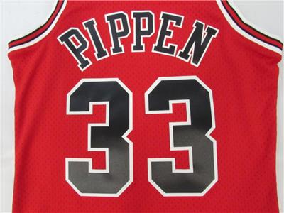 97-98 Scottie Pippen #33 Chicago Bulls Mens Mitchell & Ness