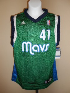 dirk green jersey