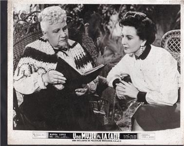 Marga López Prudencia Grifell Una mujer en la calle 1954 Mexican photo  47276 | eBay