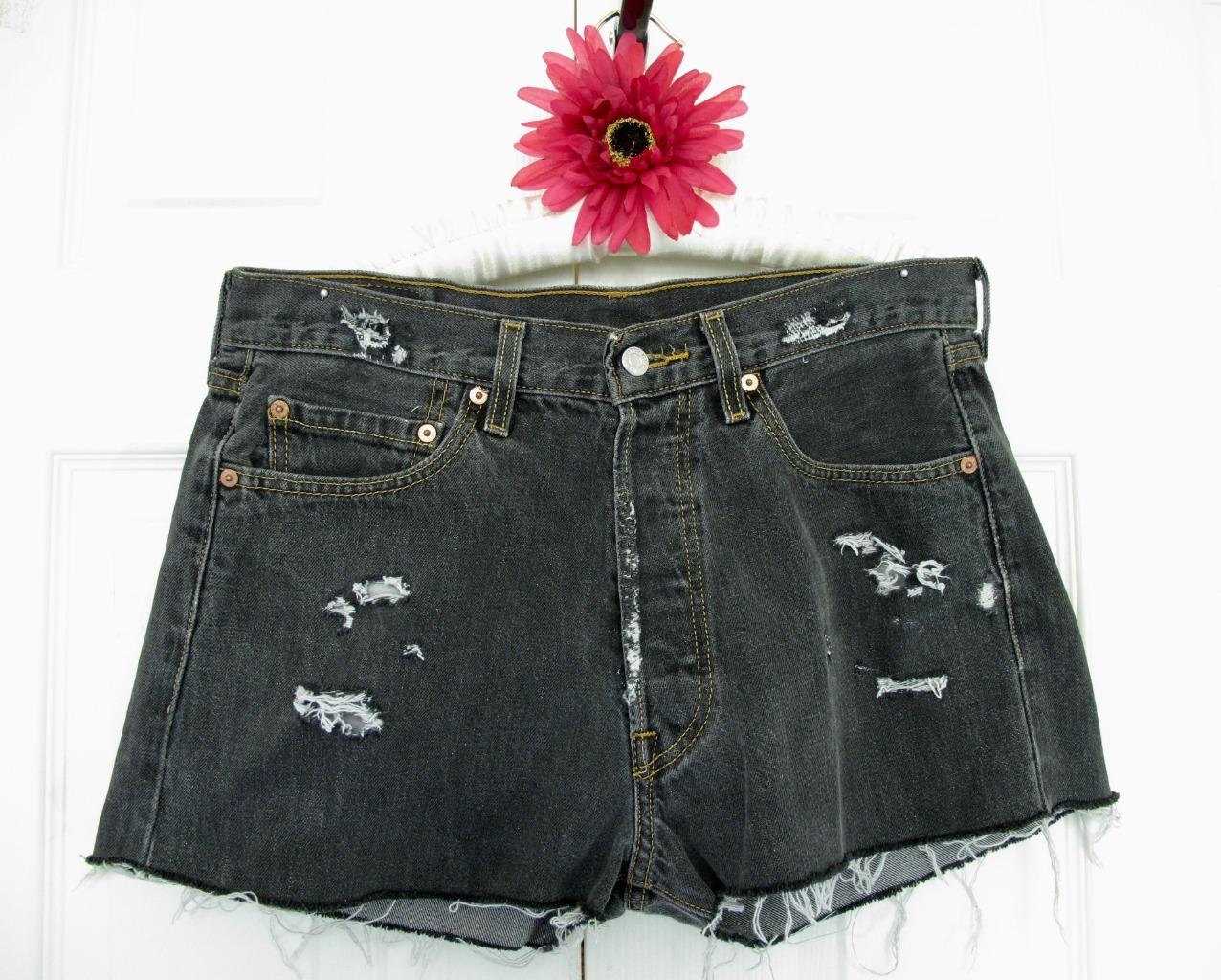 diy levi shorts