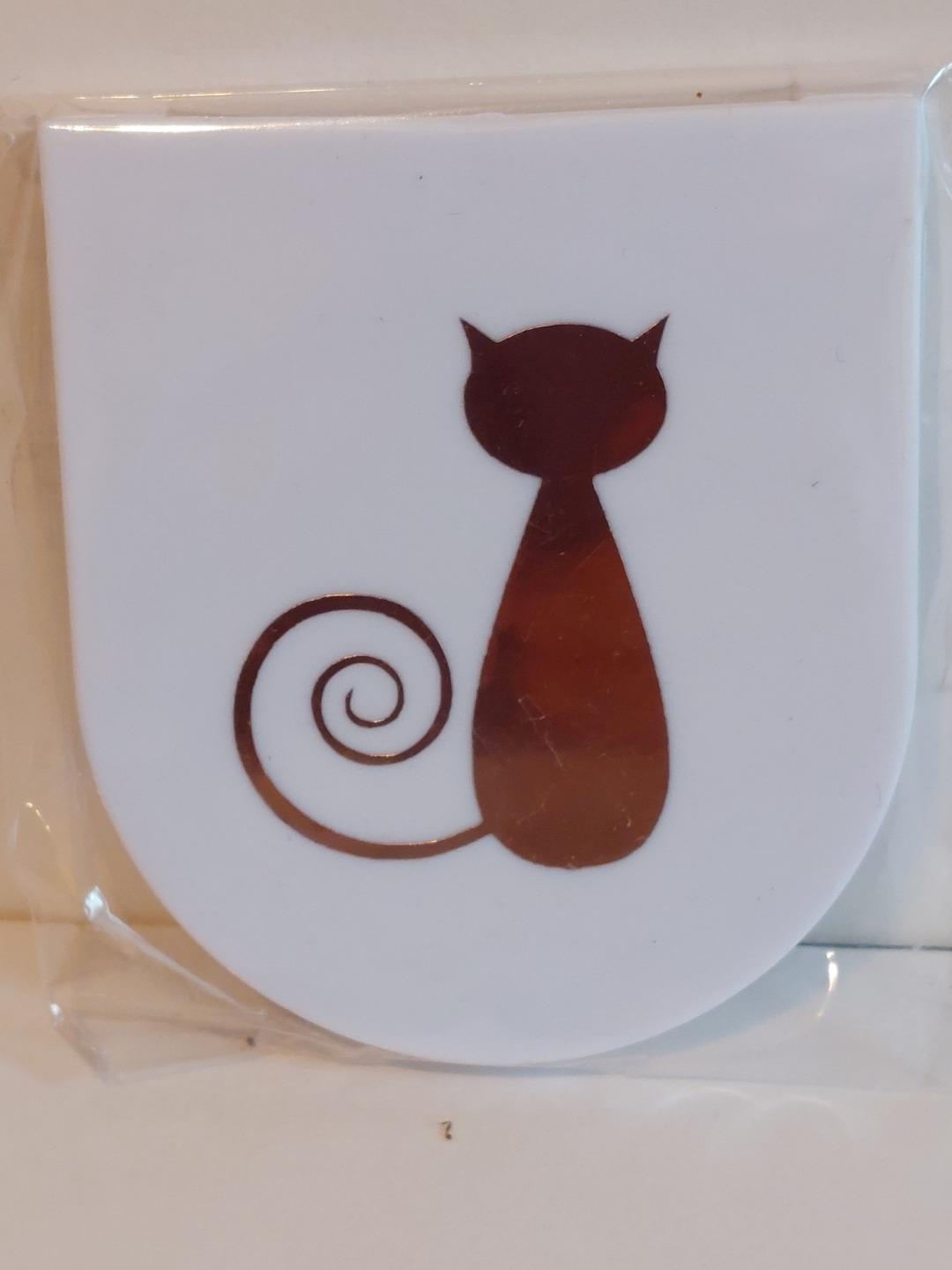 Cute Cat design folding Compact Mirror, NEW - 8 options available - Picture 9 of 15