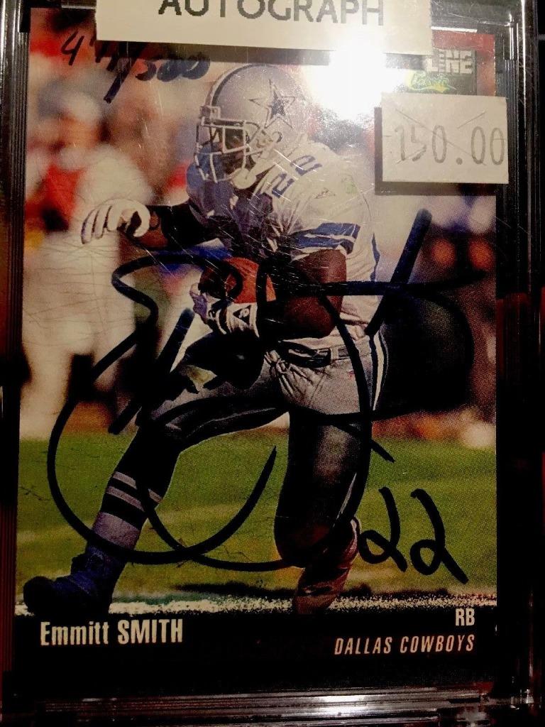 Sold at Auction: Emmitt Smith Signed Football Card