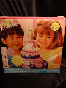 Barbie CELEBRATION CAKE 1999 - Poupée Mattel 22902 - Boîte NRFB - Neuf Et Scellé