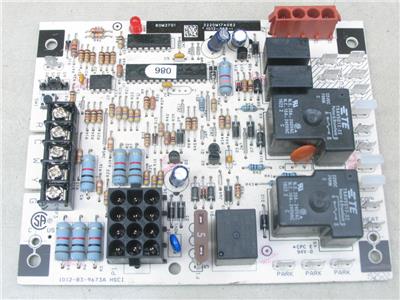 Lennox Armstrong 80M2701 Furnace Control Circuit Board 1012-968-I