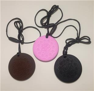fidget chew necklace