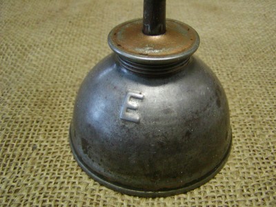 Wrench and oil can light ford #6