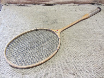 Old badminton racket Clearance