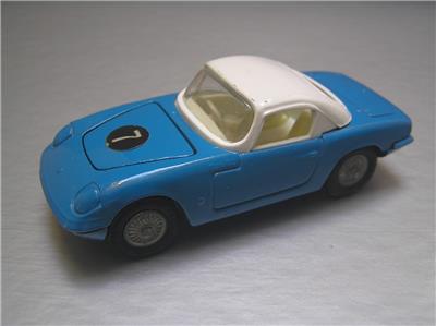 Corgi Toys 318 Lotus Elan S2 Coupe made in Gt Britain 1/43 scale