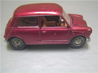 MEBETOYS 　A-28 MINI MINOR INNOCENTI Vintage 1970s Mebetoys A-28 Mini Minor Innocenti Made in