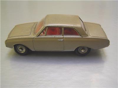 French Dinky Toys 559 Ford Taunus metalic light brown 1/43 scale