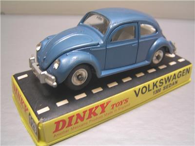DINKY ディンキー № 129 VOLKSWAGEN BEETLEビートル Dinky Toys 129 Volkswagen VW Beetle 1300 sedan painted