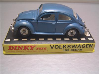 DINKY ディンキー № 129 VOLKSWAGEN BEETLEビートル Dinky Toys 129 Volkswagen VW Beetle 1300 sedan made in
