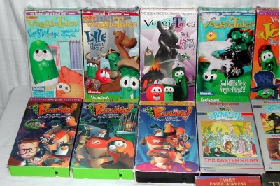 Lot of 18 Childrens Christian VHS Veggie Tales Larry Boy 123 Penguin ...