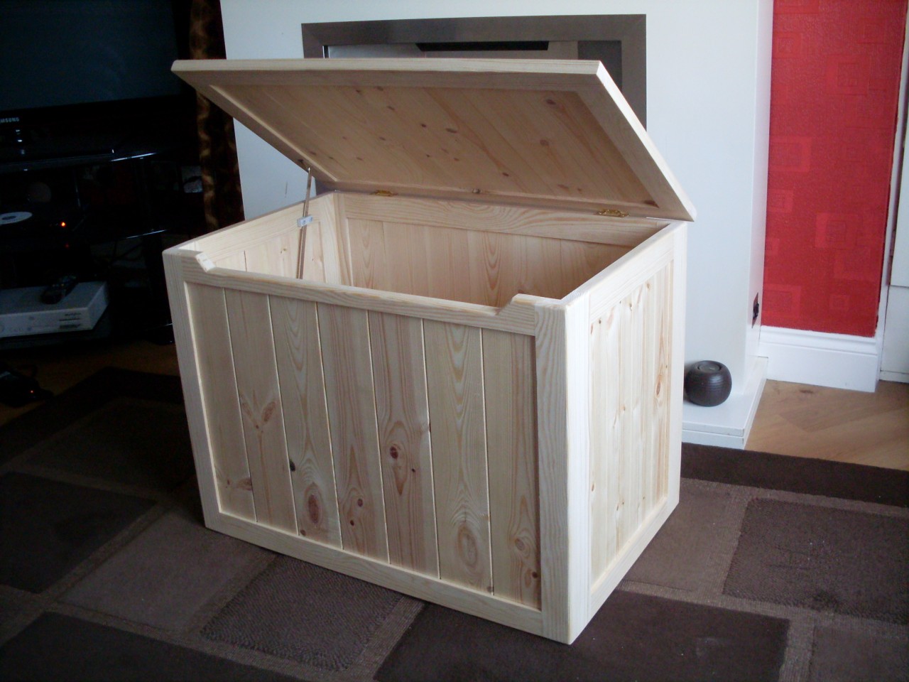 pine toy box