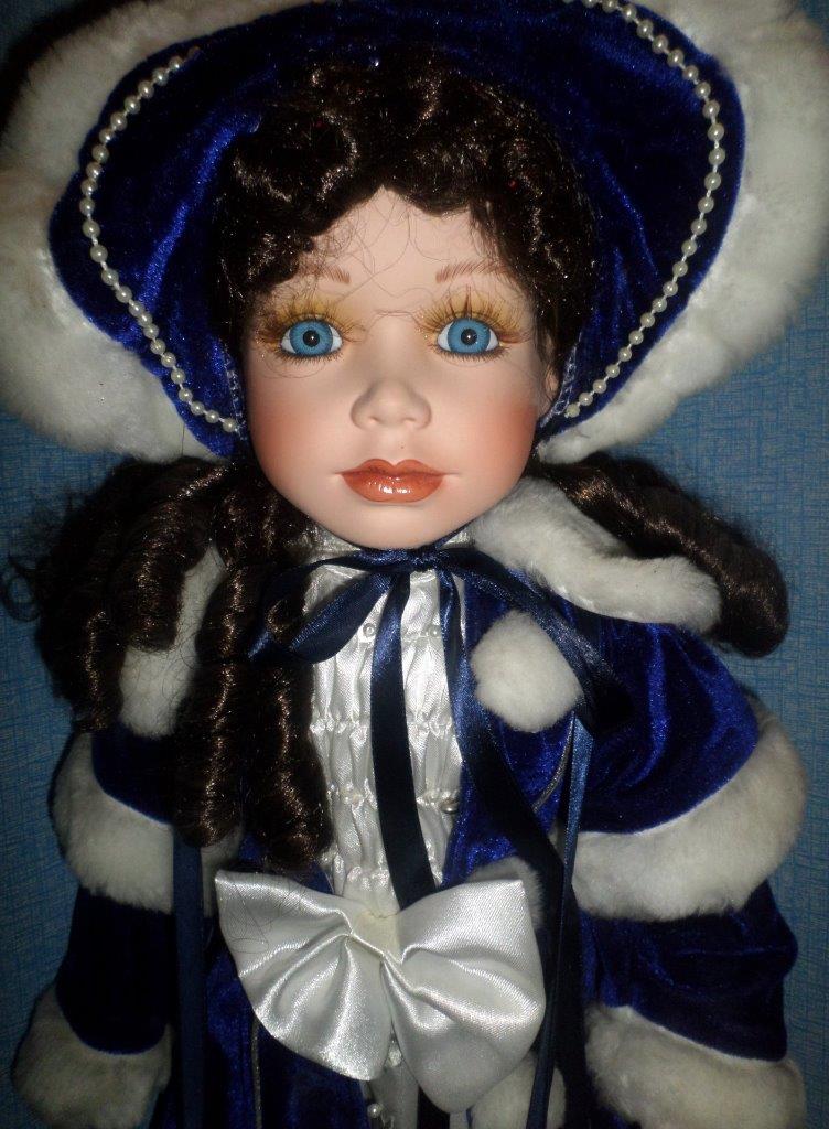 soft expressions holiday classics porcelain doll
