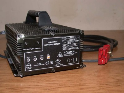 Signet Systems HB 300 24 V 11 A Industrial BATTERY charger Free S&H | eBay