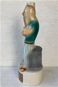1121189755_tp.jpg