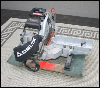 DELTA COMPOUND MITER SAW CHOP SAW MODEL 36-235 12