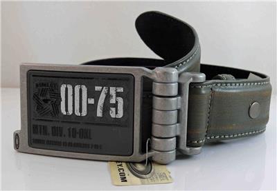 OAKLEY VINTAGE MENS CREST BUCKLE PLATE BELT LEATHER SHEET METAL