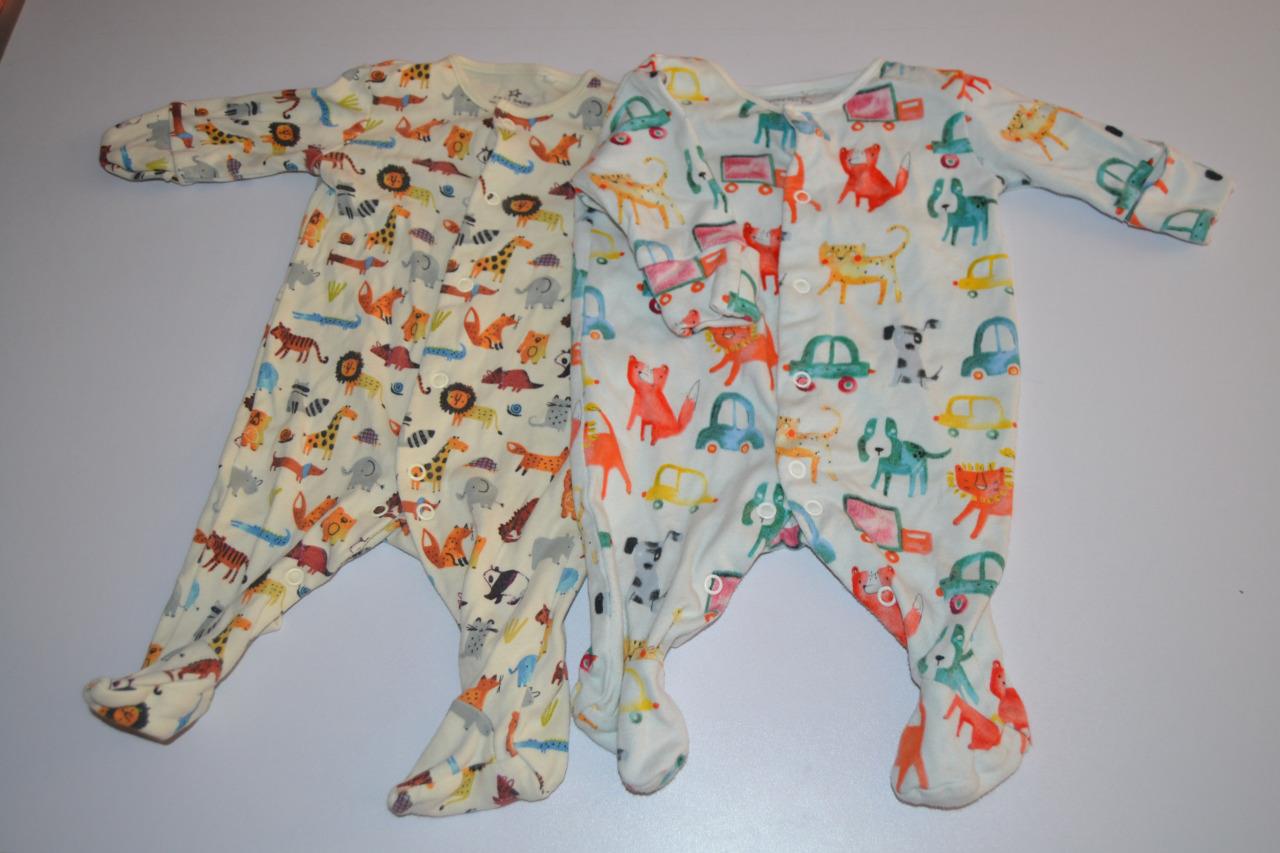 up to 1 month sleepsuits