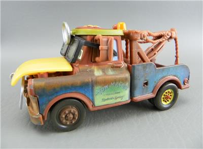 DR ABSCHLEPP WAGEN MATER マテル Amazon.com: Disney/Pixar Cars Dr. Abschlepp Wagen Exclusive