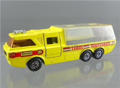 Kings Plastic Model です。 1155492447_tp.jpg