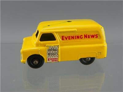 MATCHBOX N°42 BEDFORD PAPERS VAN 1957 Vintage 1957 Matchbox Lesney No.42 Diecast Yellow Bedford Evening