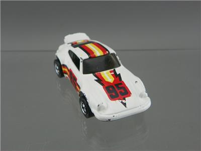 Vintage 1974 Hot Wheels Diecast 1/64 White & Red Porsche 911 Turbo
