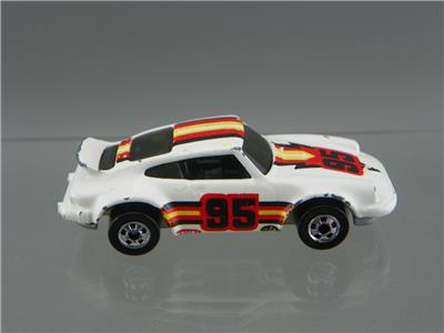 Vintage 1974 Hot Wheels Diecast 1/64 White & Red Porsche 911 Turbo